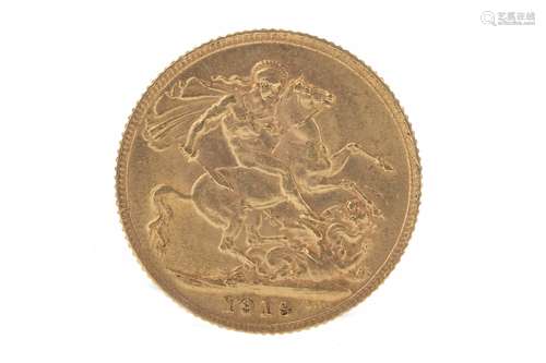 GEORGE V (1910 - 1936) GOLD SOVEREIGN DATED 1913