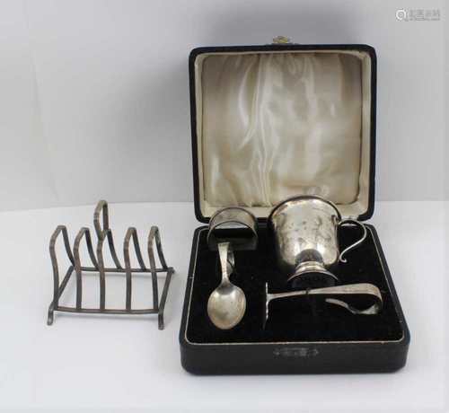 WILLIAM HAIR HASELER A SILVER CHRISTENING SET, comprising; mug, napkin ring, spoon and pusher,