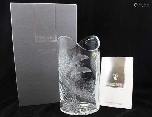 A WATERFORD CRYSTAL LIMITED EDITION VASE, 