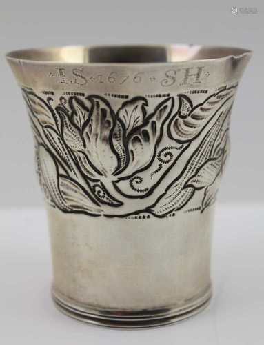 THOMAS BRADBURY & SONS LTD A SILVER REPRODUCTION OF CHARLES II 17TH CENTURY BEAKER, of flared form