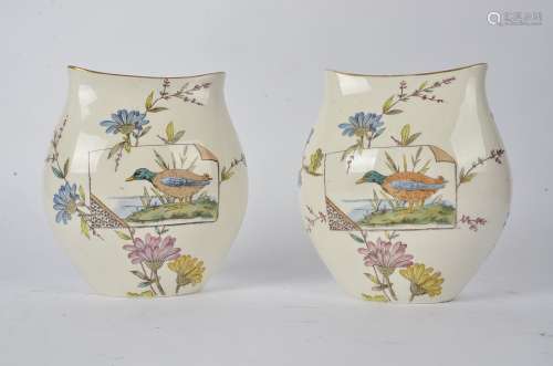 A pair of Ridgeway Victorian Aesthetic Movement moon flasks, with depictions of ducks, height 20cm