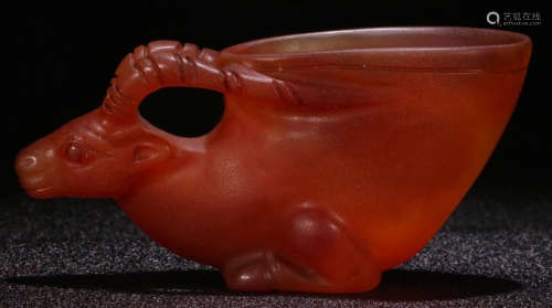 AN AGATE CARVED CUP