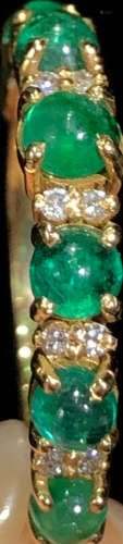 A 18K GOLD&EMERALD RING
