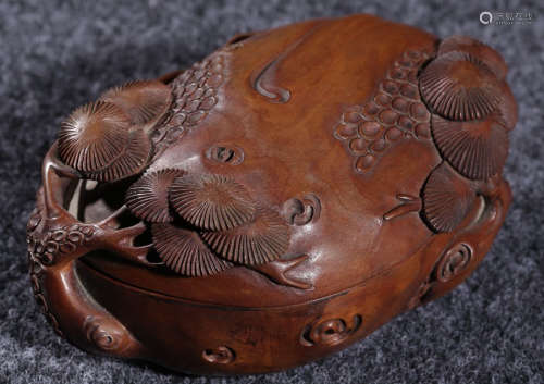 A HUANGYANG WOOD CARVED BOX