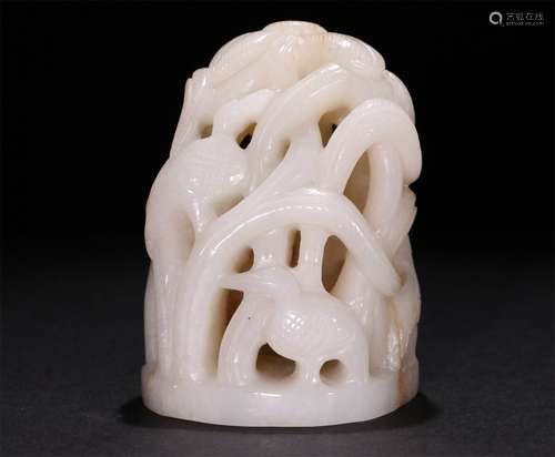 A CHINESE CARVED HETIAN JADE INCENSE BURNER TOP