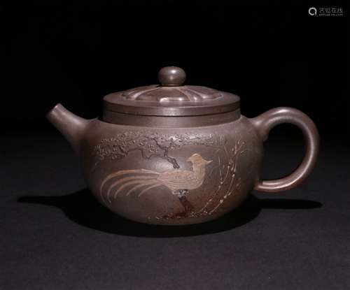 A CHINESE BOCCARO TEAPOT