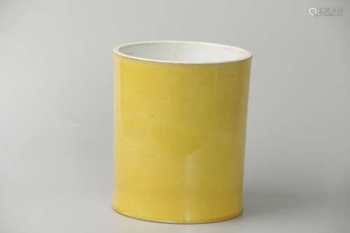 A Chinese Yellow Glazed Porcelain Brush Pot