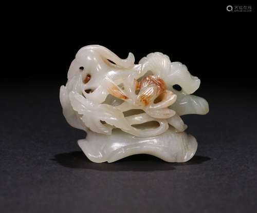 A CHINESE CARVED HETIAN JADE INCENSE BURNER TOP