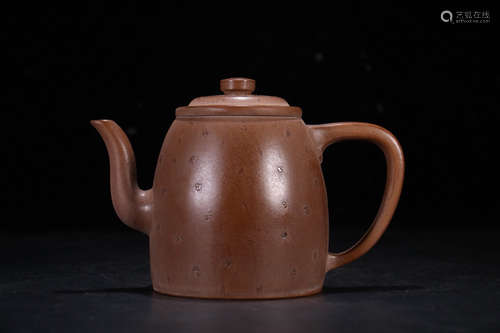 A Chinese Purple Sand Pot