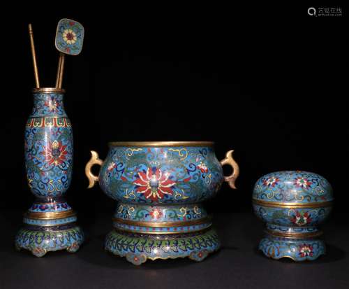 A CHINESE  
CLOISONNE INCENSE BURNER SET