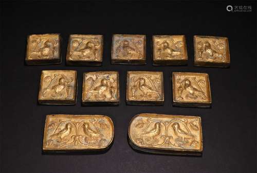 A SET OF CHINESE GILTING BRONZE BAND PLATE