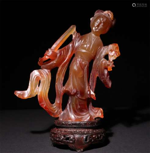 A CHINESE AGATE ORNAMENT