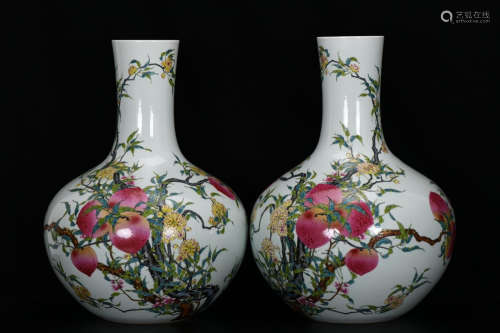 A Chinese Famille Rose Peach Painted Porcelain Vase