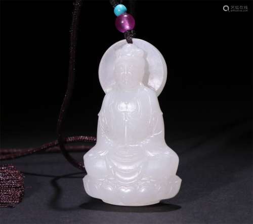 A CHINESE CARVED HETIAN JADE GUANYN PENDANT