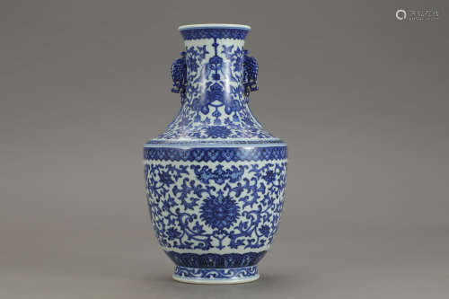 A Chinese Blue and White Double Ears Porcelain Vase