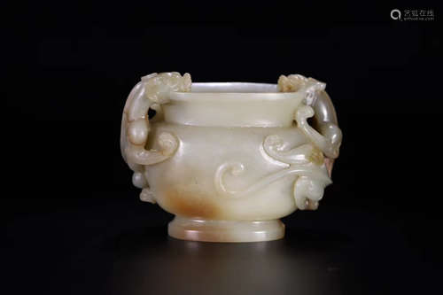 A Chinese Dragon Carved Hetian Jade Cup