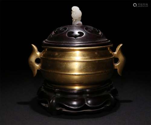 A CHINESE GILTING BRONZE INCENSE BURNER