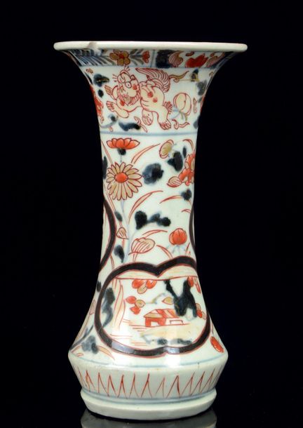 A small Japanese Imari vase, Japan, 19/20th centur…－【Deal Price