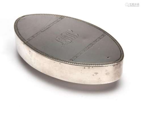 A Dutch oval snuff box