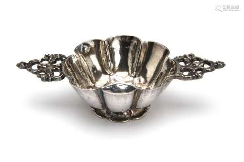 A Dutch silver miniature brandy bowl
