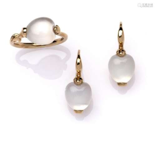 An 18k gold moonstone ring and matching earrings, …