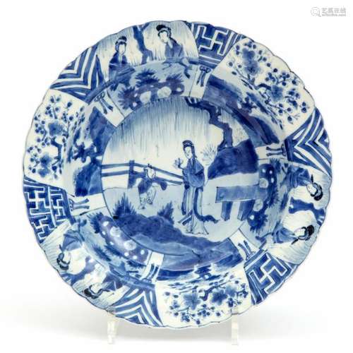 A blue and white Long Eliza deep plate