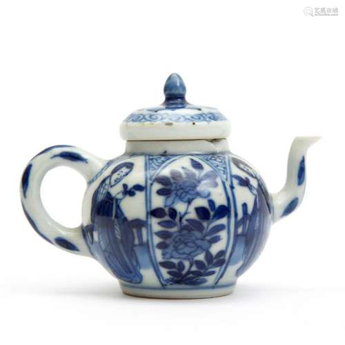 A miniature blue and white Long Eliza teapot