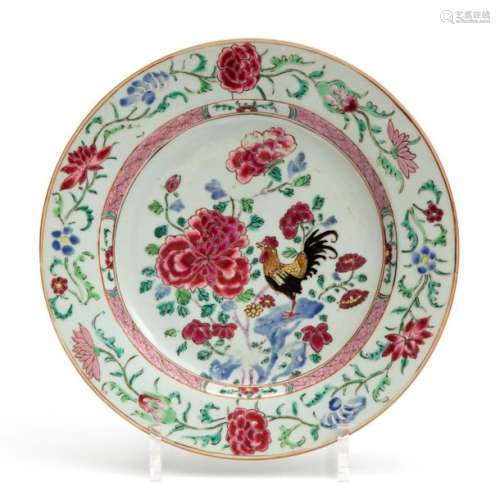 A famille rose cockerel plate