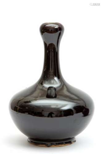 A black glaze monochrome porcelain vase