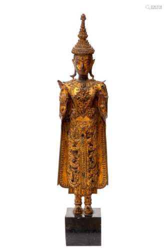 A standing Buddha in Rattanakosin style