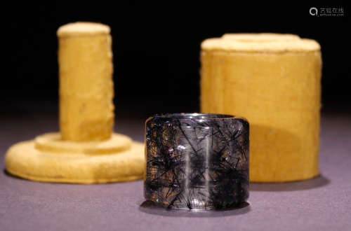 AN OLD CRYSTAL RING WITH BOX