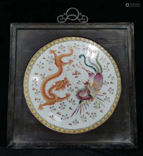 A FAMILLE ROSE PORCELAIN BOARD WITH FRAME