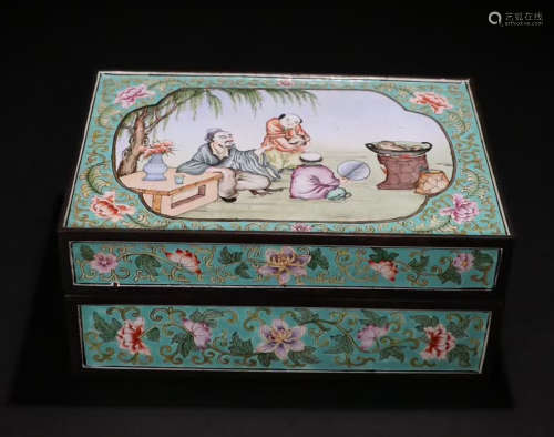 A CLOISONNE BOX PAINTED WITH STORY PATTERN
