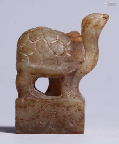 A HETIAN JADE SEAL SHAPED WITH TORTOISE