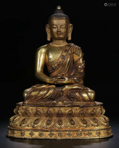 A GILT BRONZE SAKYAMUNI BUDDHA STATUE
