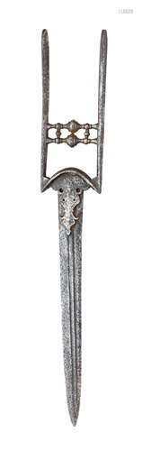 A SOUTH INDIAN DAGGER (KATAR)