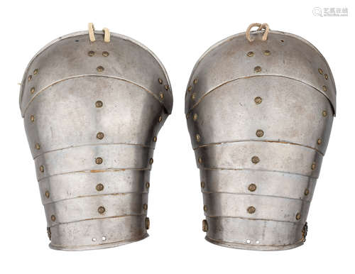 TWO WESTERN EUROPEAN SPAUDLERS, EARLY 16TH CENTURY