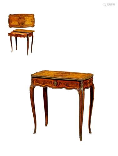 1880年制 路易十五样式缎木镶嵌西阿拉黄檀木梳妆桌