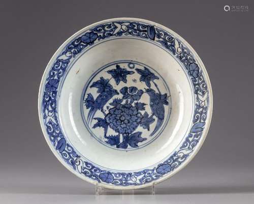 A CHINESE BLUE AND WHITE DISH, CHINA, MING DYNASTY…