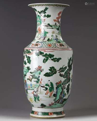 A LARGE FAMILLE VERTE VASE