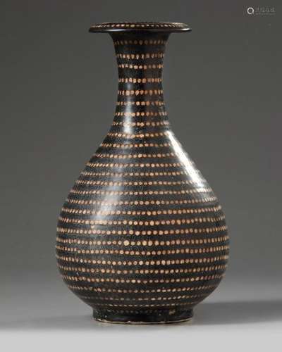 A CHINESE JIZHOU TYPE BLACK GROUND SPOTTED VASE, S…