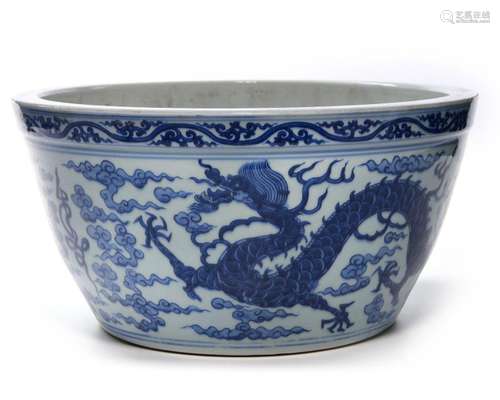 A CHINESE BLUE AND WHITE BASIN