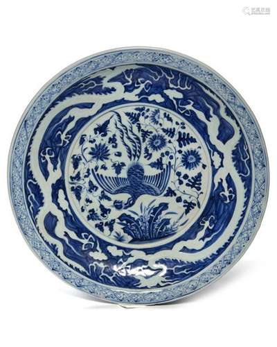 A CHINESE BLUE AND WHITE CHARGER