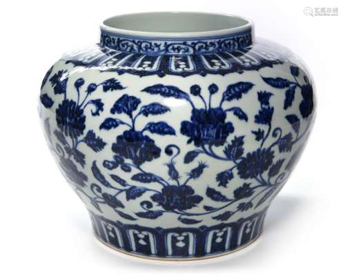 A CHINESE BLUE AND WHITE FLOWERS JAR