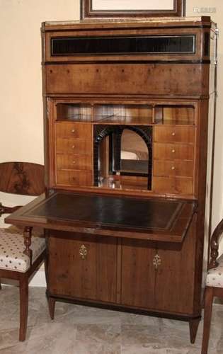 SECRETAIRE \nAutriche Biedermeier XIXème Siècle \nPl…