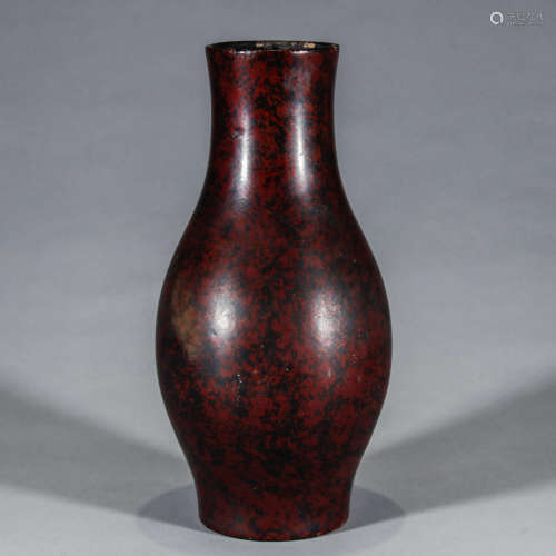 A Chinese Lacquerwork Vase