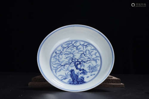 A Chinese Blue and White Crane Painted Porcelain Plate