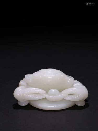 A Chinese Hetian Jade Carved Ornament