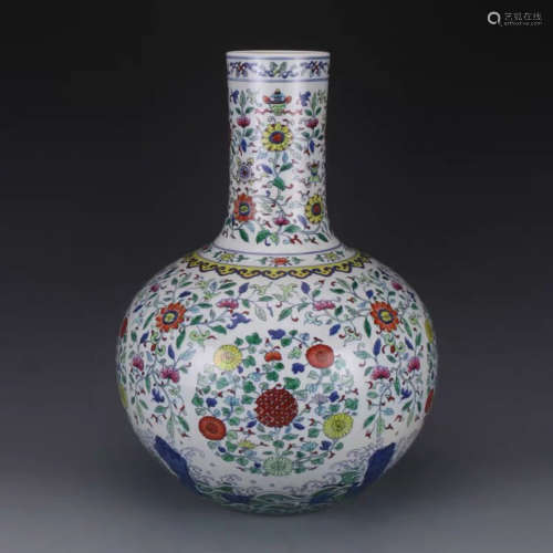 A Chinese Doucai Floral Porcelain Vase