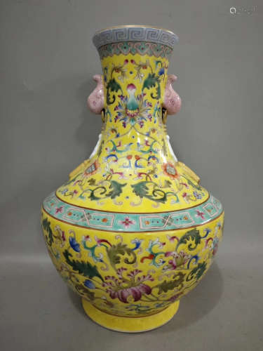 A Chinese Yellow Floral Porcelain Double Ears Vase